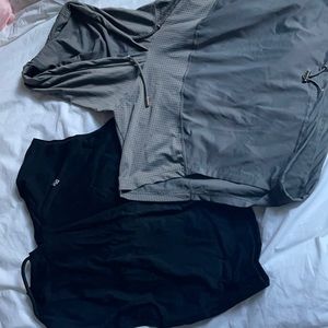 SLEEVELESS ATHLETIC TOPS